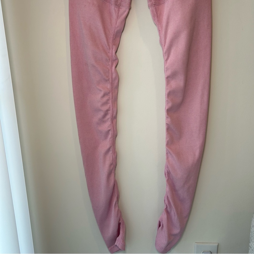 Alo Yoga High-Waist Goddess Legging Light Pink Size Small - Picture 4 of 11